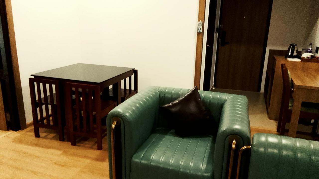 Mandarin Sky Hotel Kannur Eksteriør billede