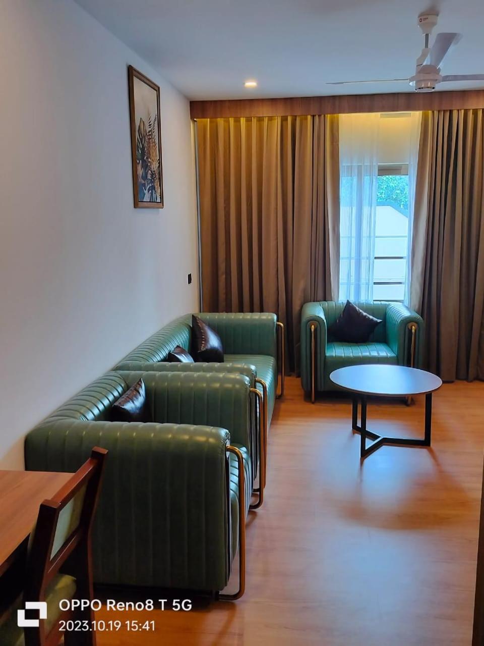 Mandarin Sky Hotel Kannur Eksteriør billede